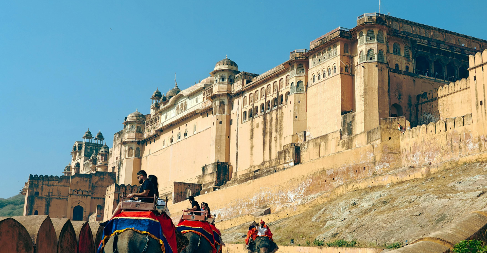 Amber Fort & Nahargarh Fort Tour