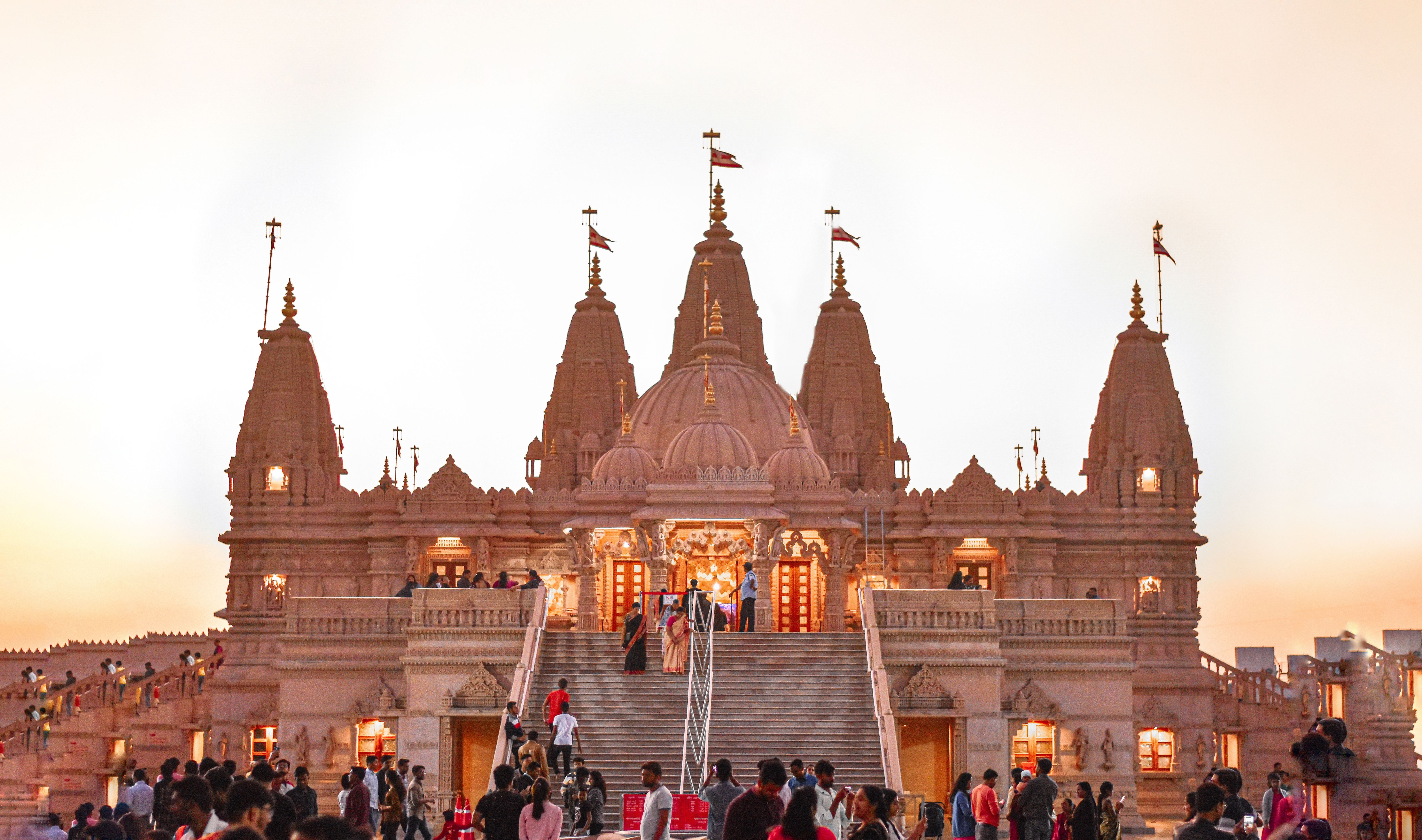 Akshardham & Spiritual Delhi Tour
