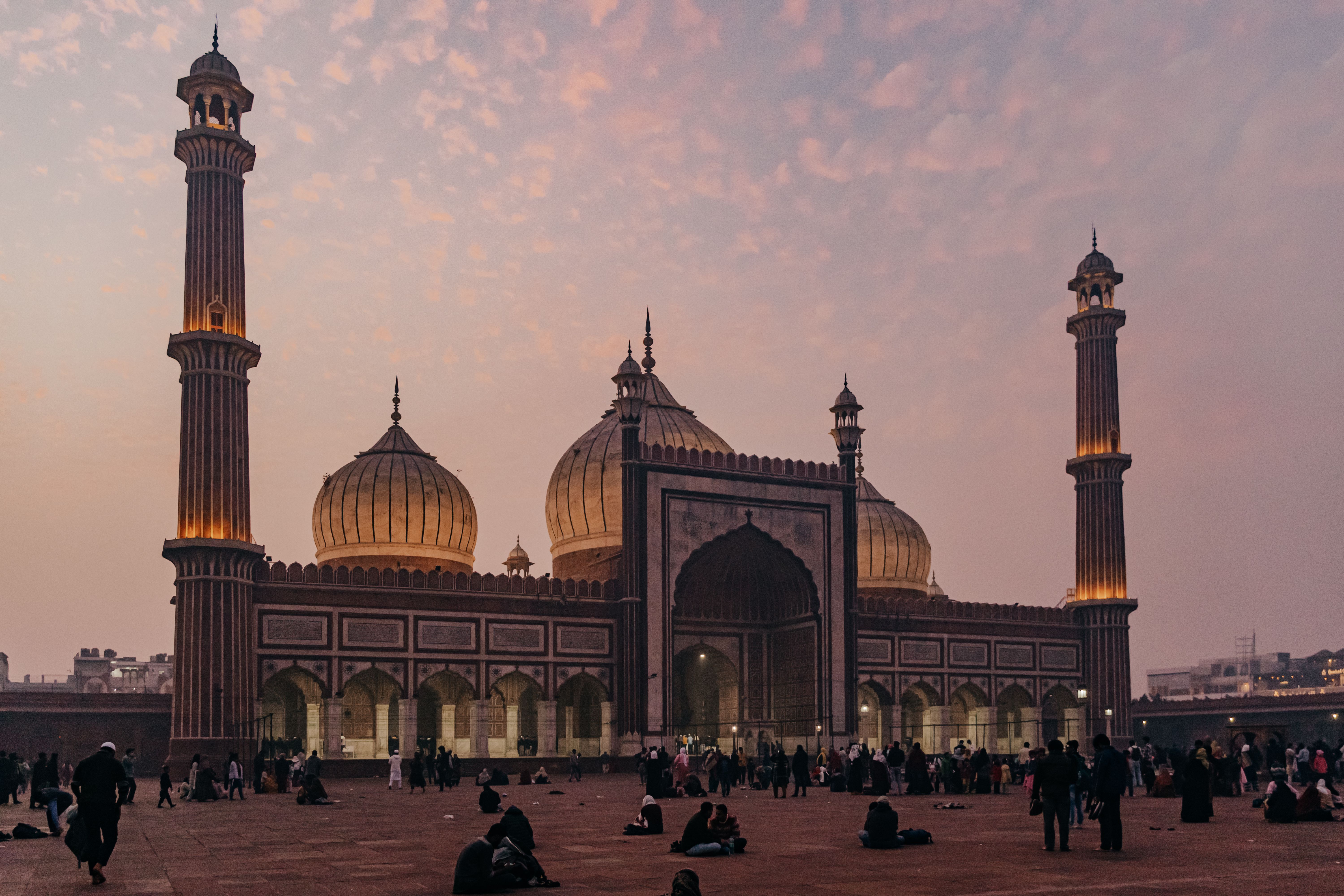 Old & New Delhi Sightseeing Tour